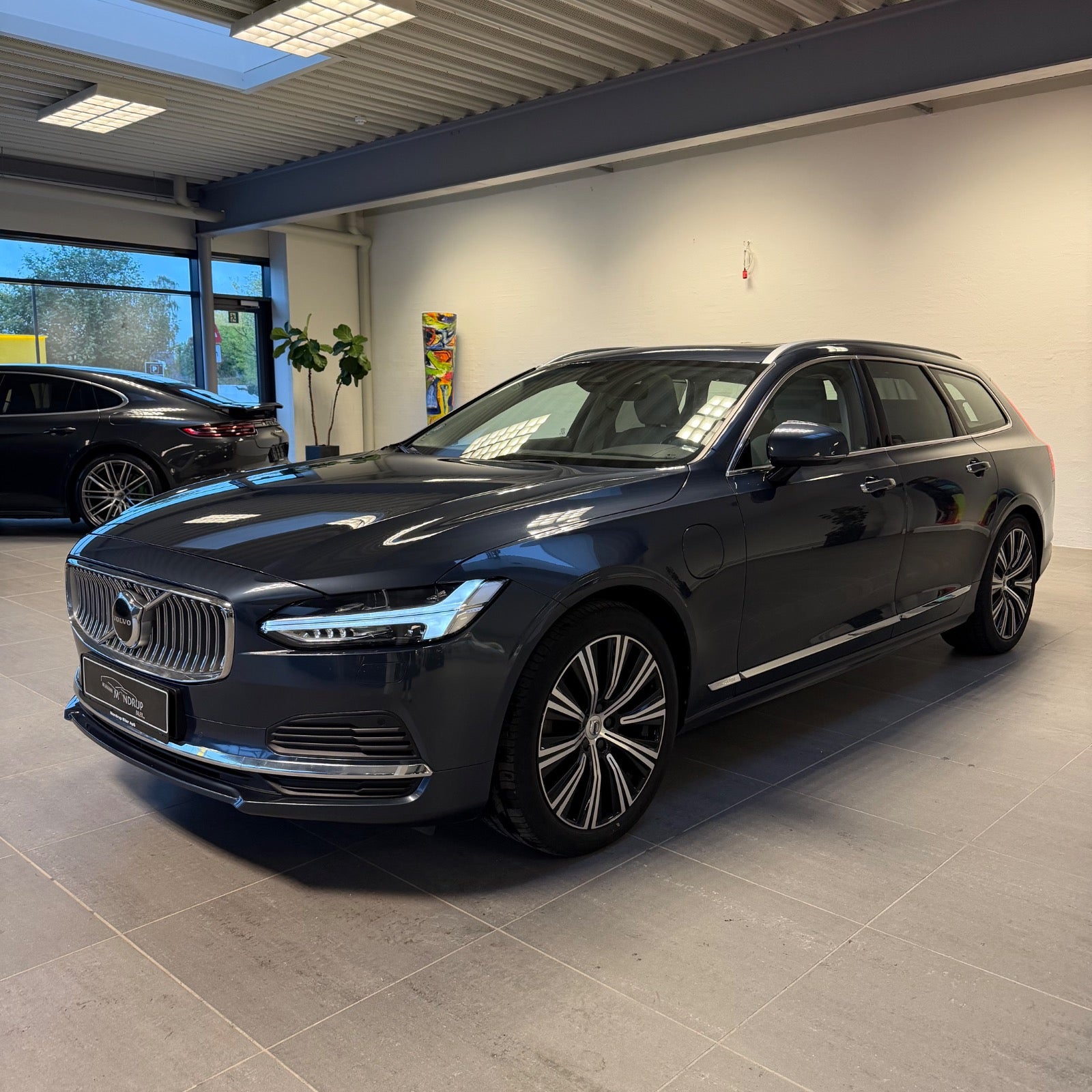 Volvo V90 T8 ReCharge Inscription aut. AWD 2022